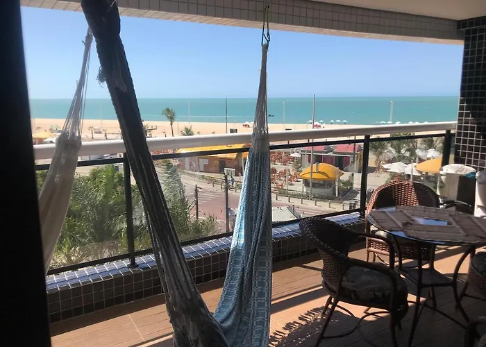Alugo Temporada apartamento frente ao mar de Fortaleza vista panorâmica do Mar